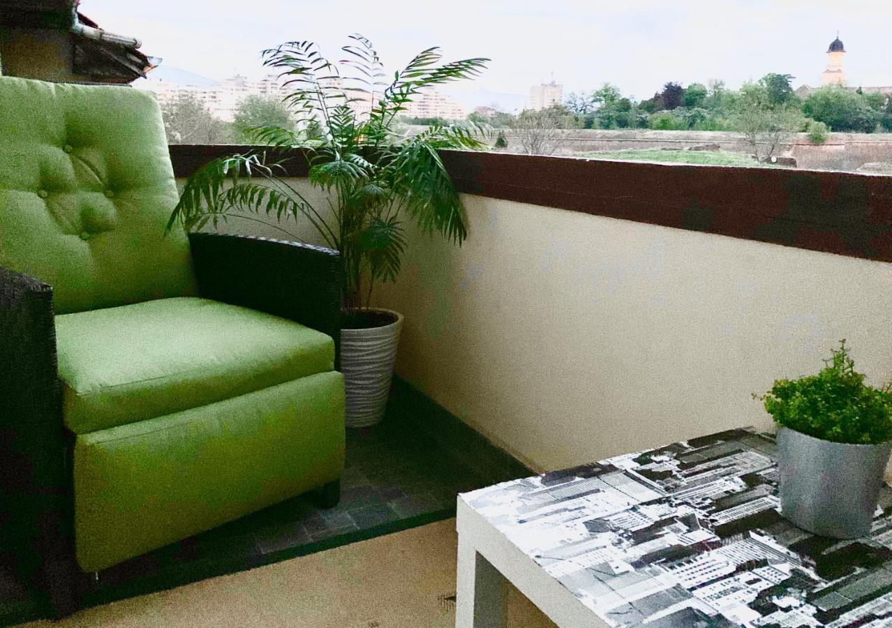 Caroline Residence Alba Iulia Bagian luar foto