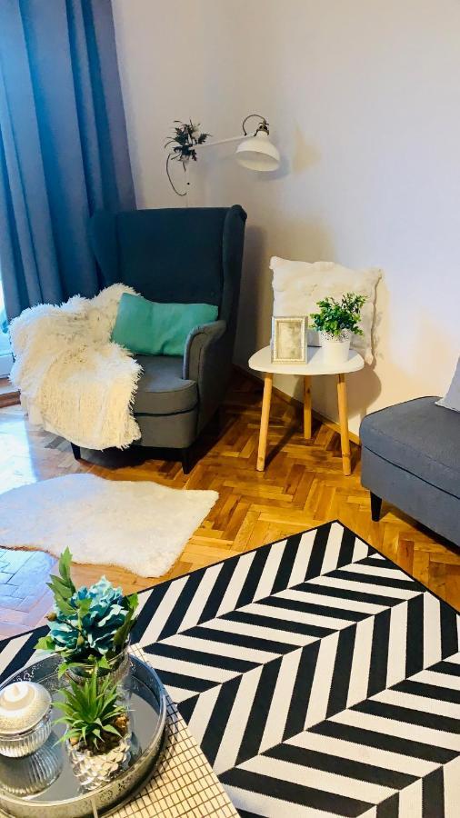 Caroline Residence Alba Iulia Bagian luar foto
